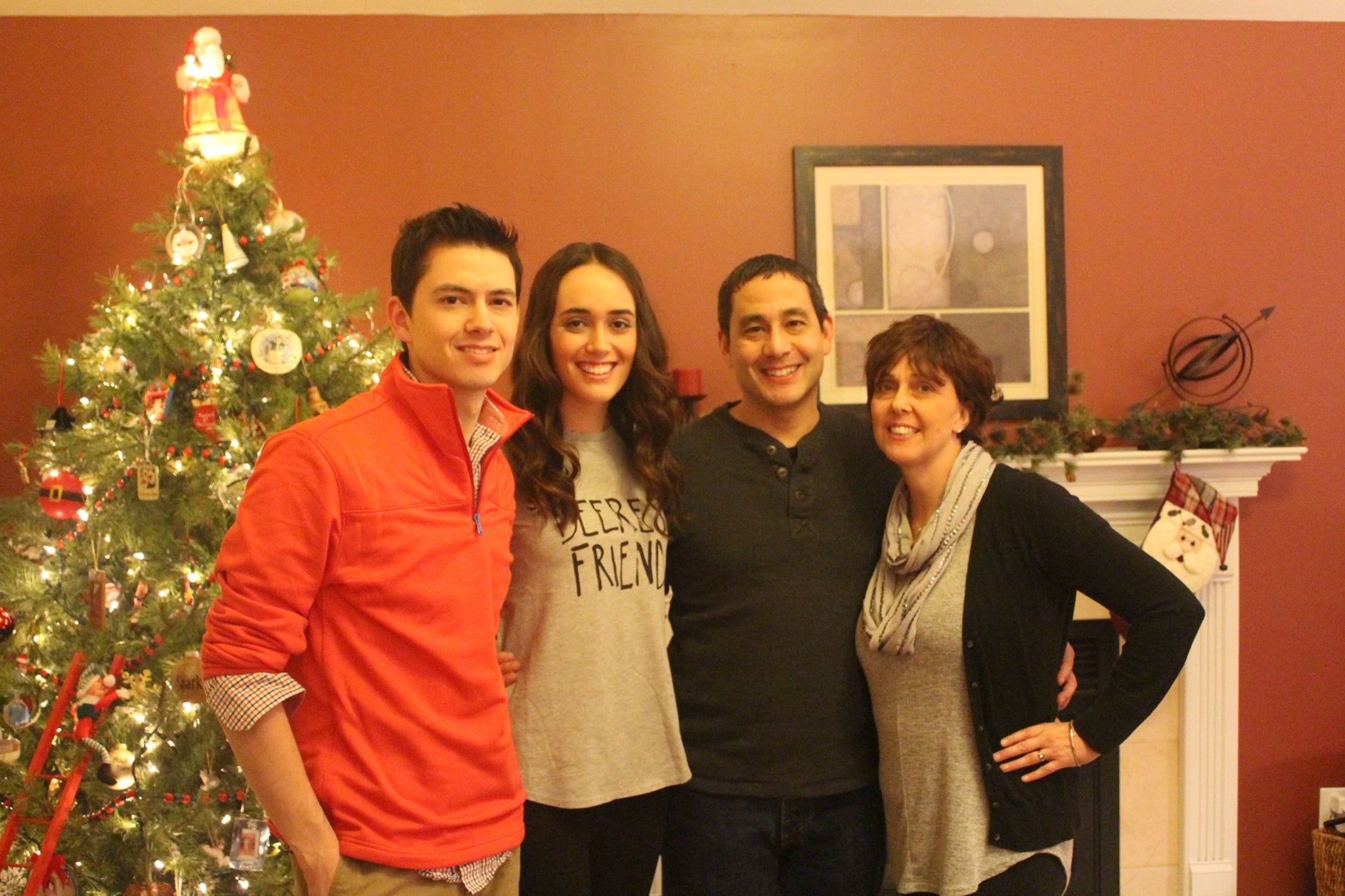 A photo of Dan with his wife and 2 children.